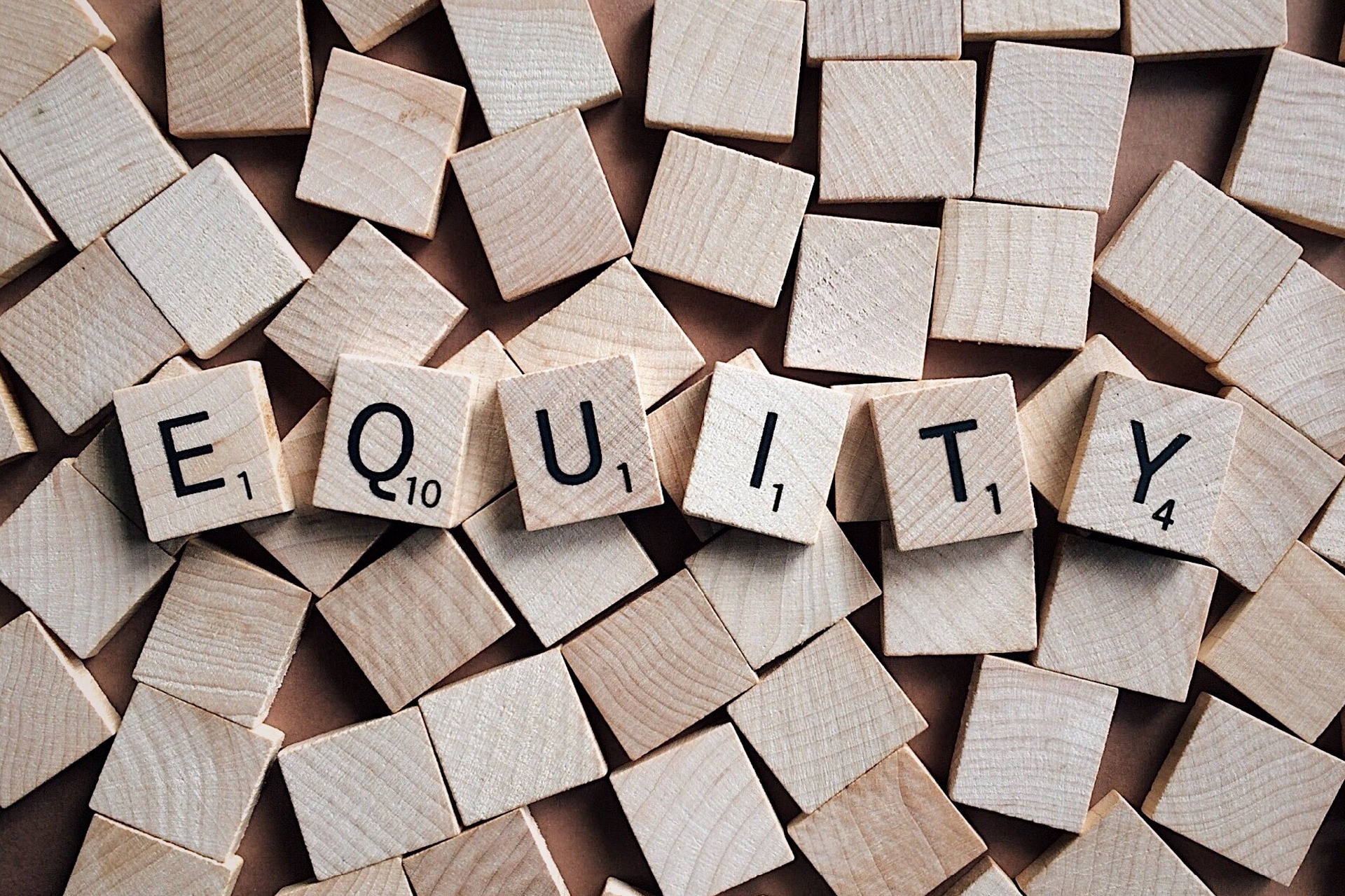equity-2355700_1920